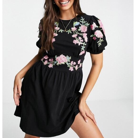 ASOS Design Embroidered Dress Womens Size 6 Black Knit Floral LBD Mini Boho - Picture 1 of 12